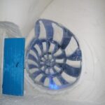 Sculpture d'escargot à l'hôtel de glace Kemi