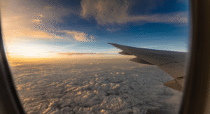 vue du hublot sur un vol long-courrier