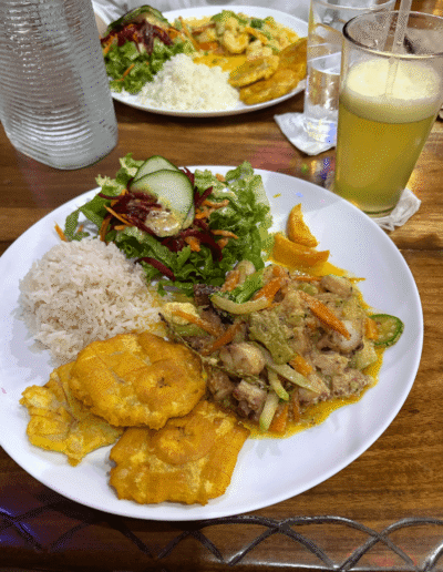 Plat cuisiné avec du poulpe