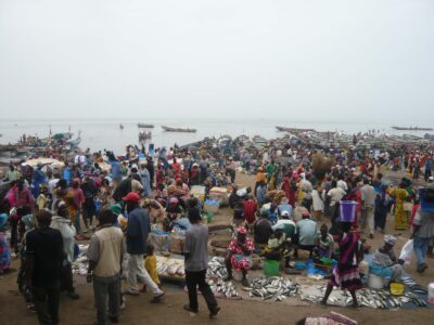 Marché au poisson au Sénégal