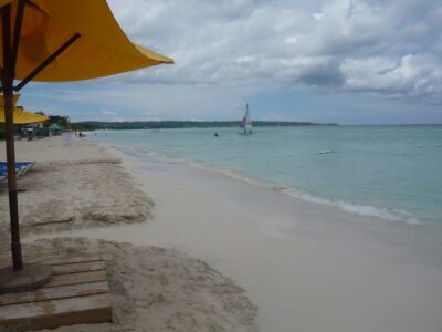 Paysage de la plage de Sandy Bay