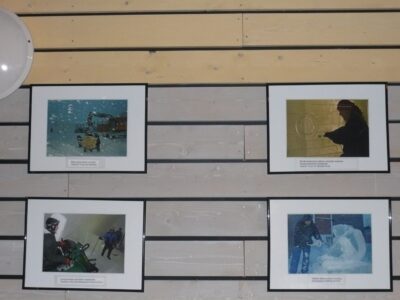 Photos des étapes de la construction de l'hôtel de glace Kemi