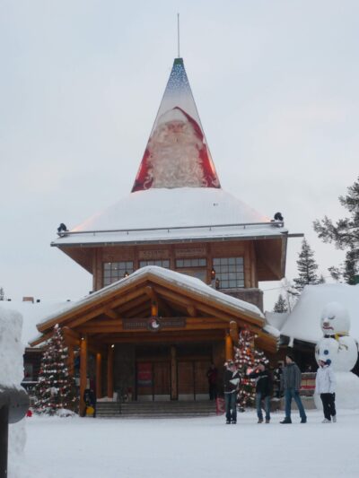 Entrée du village du Père Noël