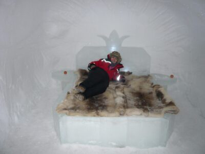 Suite nuptiale dans l'hôtel de glace Kemi