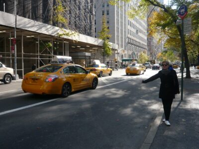 Yellow cabs dans les rues de New York